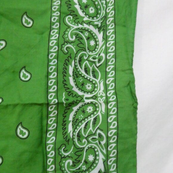 Unbranded | OS One Size | Green Paisley Square Bandana / Scarf - Picture 7 of 16